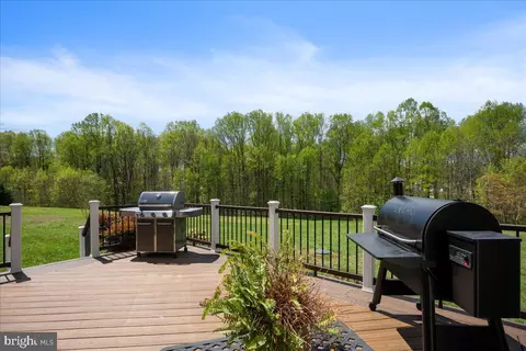 Exterior - 12670 Perrywood Ln, Dunkirk, MD 20754 photo 14 of 20