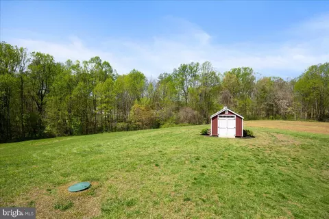Exterior - 12670 Perrywood Ln, Dunkirk, MD 20754 photo 17 of 20
