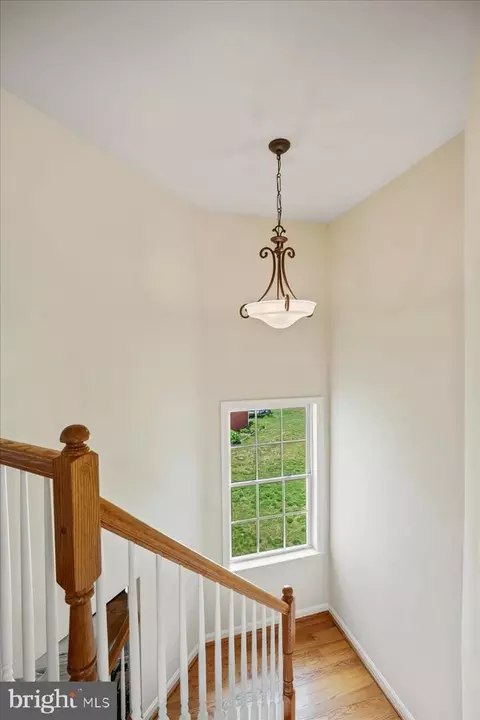 Entry Way - 12670 Perrywood Ln, Dunkirk, MD 20754 photo 13 of 28