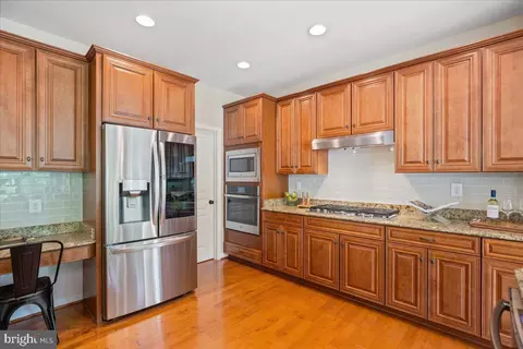 Kitchen - 12670 Perrywood Ln, Dunkirk, MD 20754 photo 7 of 14