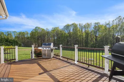 Exterior - 12670 Perrywood Ln, Dunkirk, MD 20754 photo 13 of 20