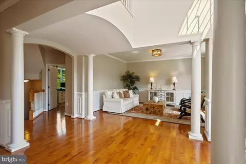 Entry Way - 12670 Perrywood Ln, Dunkirk, MD 20754 photo 3 of 28