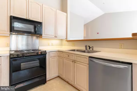 533 Runabout Loop #533, Solomons, MD 20688 photo 13