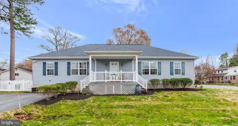 9310 Dayton Ave, North Beach, MD 20714