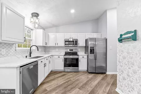 307 Red Cloud Rd, Lusby, MD 20657 photo 10