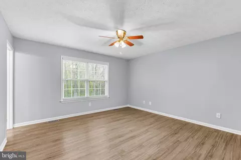 307 Red Cloud Rd, Lusby, MD 20657 photo 17