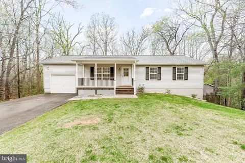 307 Red Cloud Rd, Lusby, MD 20657