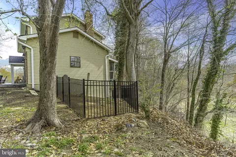Exterior - 9805 Empire Ct, Dunkirk, MD 20754 photo 10 of 11