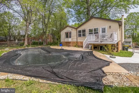 Exterior - 7828 Deforest Dr, Chesapeake Beach, MD 20732 photo 4 of 9