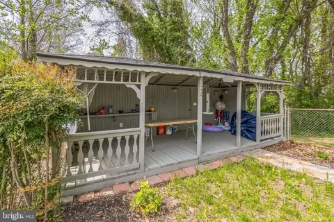 Exterior - 7828 Deforest Dr, Chesapeake Beach, MD 20732 photo 5 of 9