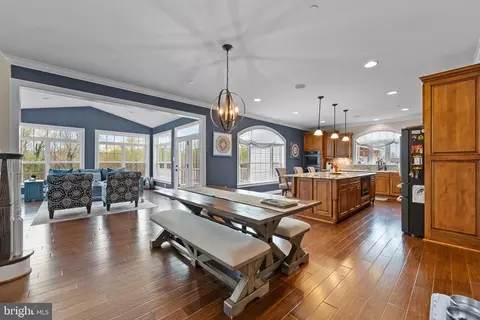 Entry Way - 2310 Golf Club Dr, Dunkirk, MD 20754 photo 7 of 18