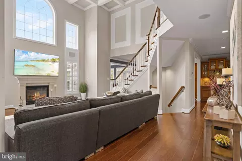 Entry Way - 2310 Golf Club Dr, Dunkirk, MD 20754 photo 5 of 18