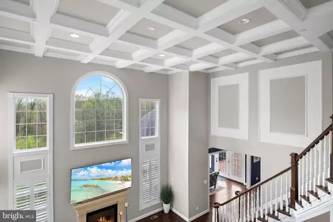 Entry Way - 2310 Golf Club Dr, Dunkirk, MD 20754 photo 14 of 18