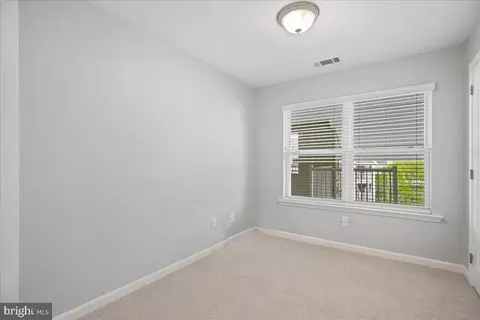 Bedroom - 834 Oyster Bay Pl, Solomons, MD 20688 photo 4 of 6