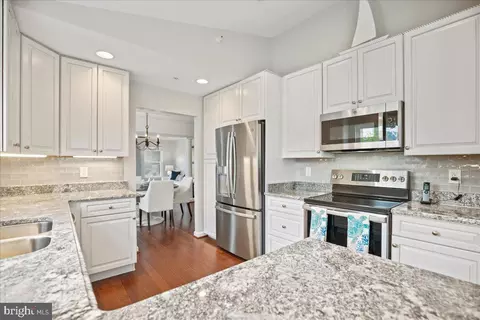 Kitchen - 834 Oyster Bay Pl, Solomons, MD 20688 photo 2 of 7