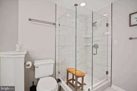 Bath - 834 Oyster Bay Pl, Solomons, MD 20688 photo 4 of 8