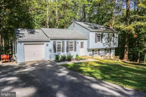 8822 Rymer Way, Owings, MD 20736