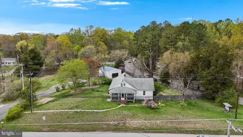 2465 Hallowing Point Rd, Prince Frederick, MD 20678