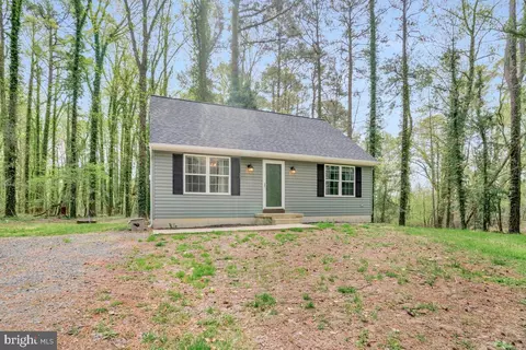 7800 Marshall Rd, Saint Leonard, MD 20685