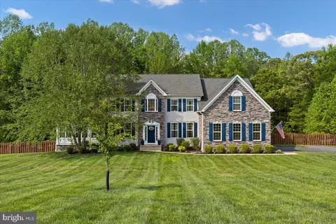 915 Falls Pointe Way, Huntingtown, MD 20639