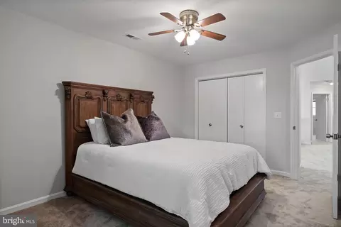 Bedroom - 12701 Springfield Ct, Dunkirk, MD 20754 photo 5 of 10