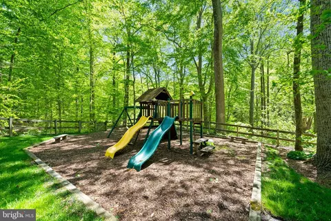 Exterior - 12701 Springfield Ct, Dunkirk, MD 20754 photo 12 of 24