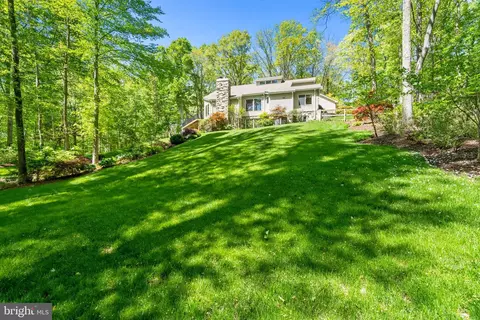 Exterior - 12701 Springfield Ct, Dunkirk, MD 20754 photo 14 of 24