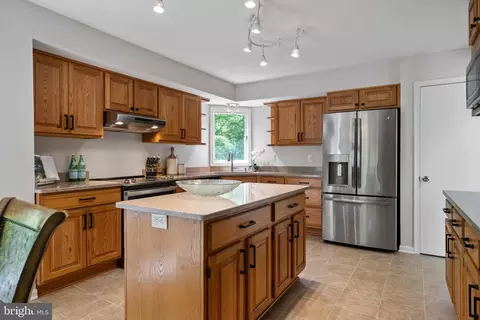 Kitchen - 12701 Springfield Ct, Dunkirk, MD 20754 photo 2 of 7