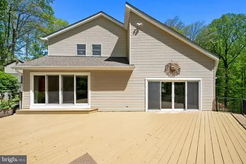 Exterior - 12701 Springfield Ct, Dunkirk, MD 20754 photo 4 of 24