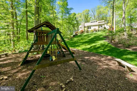 Exterior - 12701 Springfield Ct, Dunkirk, MD 20754 photo 11 of 24