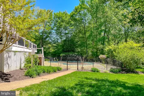 Exterior - 580 Windmill Dr, Saint Leonard, MD 20685 photo 16 of 17