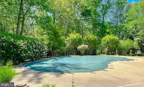 Exterior - 580 Windmill Dr, Saint Leonard, MD 20685 photo 7 of 17