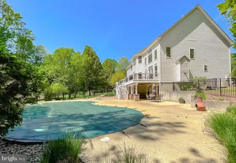 Exterior - 580 Windmill Dr, Saint Leonard, MD 20685 photo 8 of 17