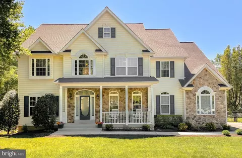 580 Windmill Dr, Saint Leonard, MD 20685