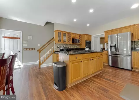 Kitchen - 580 Windmill Dr, Saint Leonard, MD 20685 photo 5 of 7