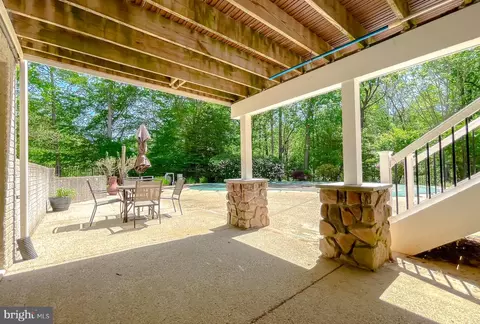 Exterior - 580 Windmill Dr, Saint Leonard, MD 20685 photo 5 of 17