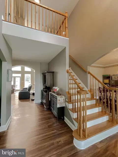 Entry Way - 580 Windmill Dr, Saint Leonard, MD 20685 photo 2 of 5