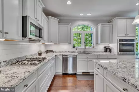 Kitchen - 2411 Comptrollers Ct, Prince Frederick, MD 20678 photo 7 of 7