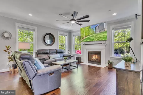 Living - 2411 Comptrollers Ct, Prince Frederick, MD 20678 photo 1 of 2