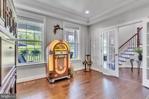 Entry Way - 2411 Comptrollers Ct, Prince Frederick, MD 20678 photo 8 of 15