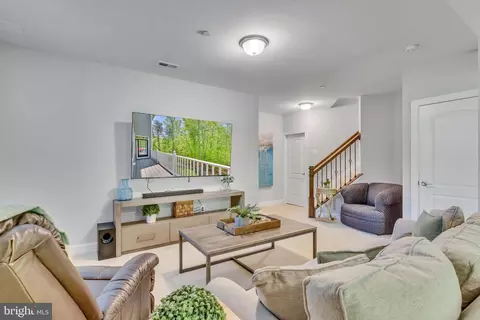 Entry Way - 2411 Comptrollers Ct, Prince Frederick, MD 20678 photo 13 of 15