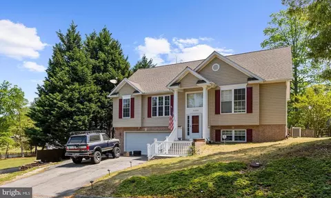 11312 Rawhide Rd, Lusby, MD 20657