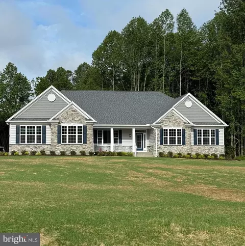 3622 Patriot Ln, Huntingtown, MD 20639