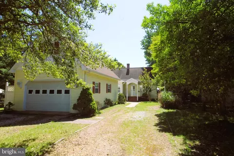 3053 Calvert Blvd E #3053, Lusby, MD 20657