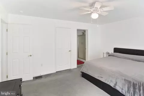 Bedroom - 3375 Old Jones Rd, Dunkirk, MD 20754 photo 2 of 3