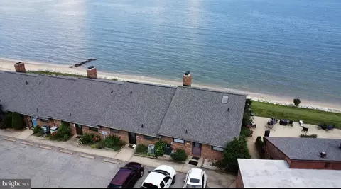 631 Clubhouse Dr #6, Lusby, MD 20657