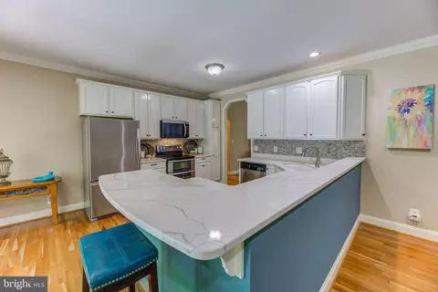 Kitchen - 1885 Robin Ct, Lusby, MD 20657 photo 3 of 4