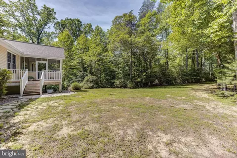 Exterior - 1885 Robin Ct, Lusby, MD 20657 photo 9 of 19