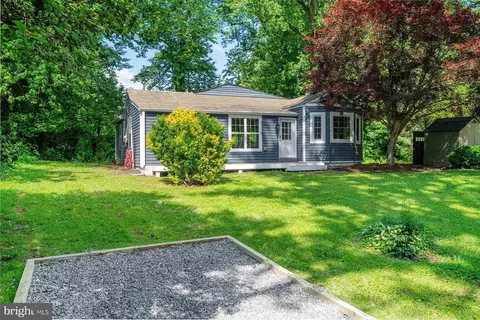 5114 Rosemary Dr, Chesapeake Beach, MD 20732