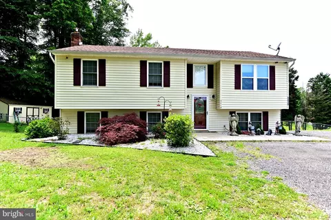 5410 Solomons Island Rd, Huntingtown, MD 20639